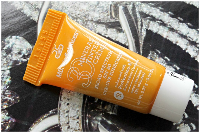 Sample Society, SUbscription box, Beauty Bar, Deluxe samples, Products, Perfume, Hair serum