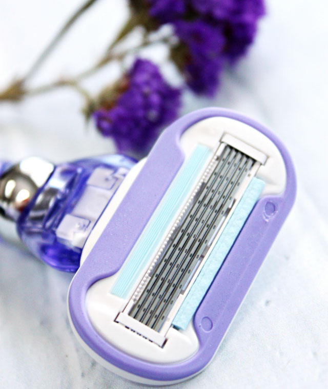 Gillette Venus Swirl Razor Review + Giveaway