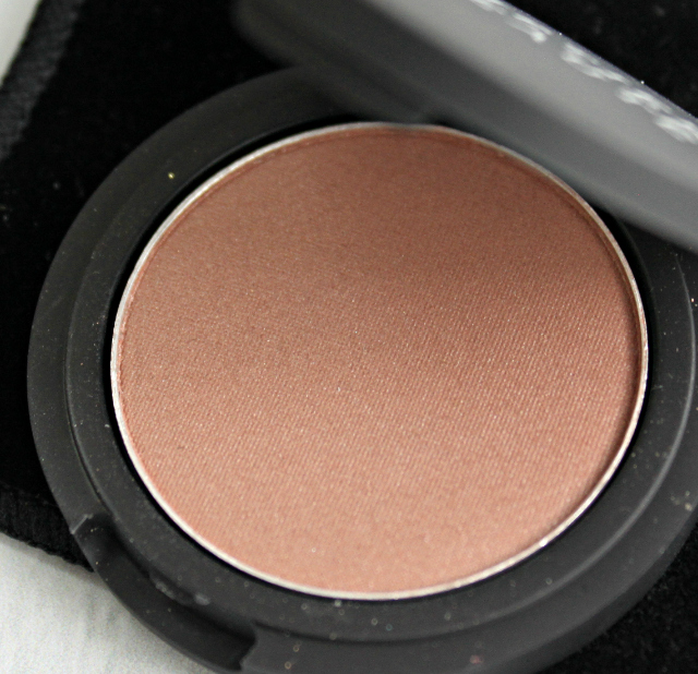 Le Metier de Beaute Vault VIP January, February Box Review, Unboxing, Discount Codes, blush, lmdb, romeo & juliet