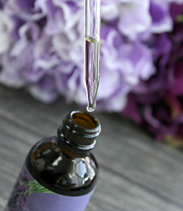 Mia Mariu Relax Essential Oil Review & Giveaway