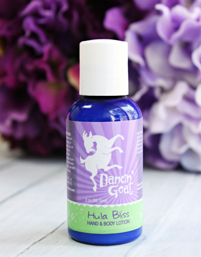 New on the blog: unboxing and review of my Beauty Box 5 April 2015. This month's theme? "Bloom"! >> http://bit.ly/1be95j1 | via @glamorable