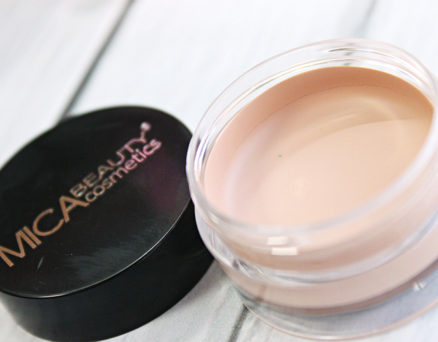 Be Beautifully Bohemian with Ipsy April 2015 Glam Bag! Check out review, unboxing, and swatches in my latest blog post >> http://bit.ly/1CZxfTP | via @glamorable