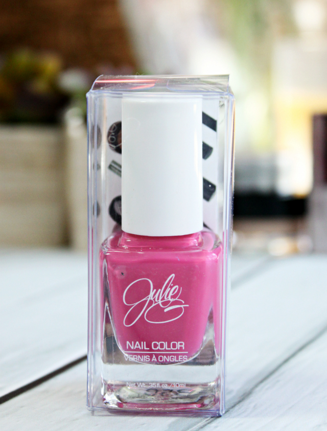 Be Beautifully Bohemian with Ipsy April 2015 Glam Bag! Check out review, unboxing, and swatches in my latest blog post >> http://bit.ly/1CZxfTP | via @glamorable