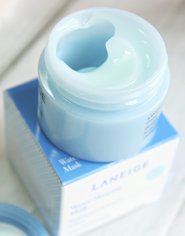 New on the blog: Allure Sample Society May 2015 Review & Unboxing >> http://bit.ly/1KJJHge | via @glamorable