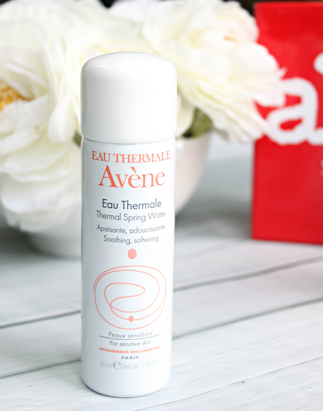 New on the blog: Allure Sample Society May 2015 Review & Unboxing >> http://bit.ly/1KJJHge | via @glamorable