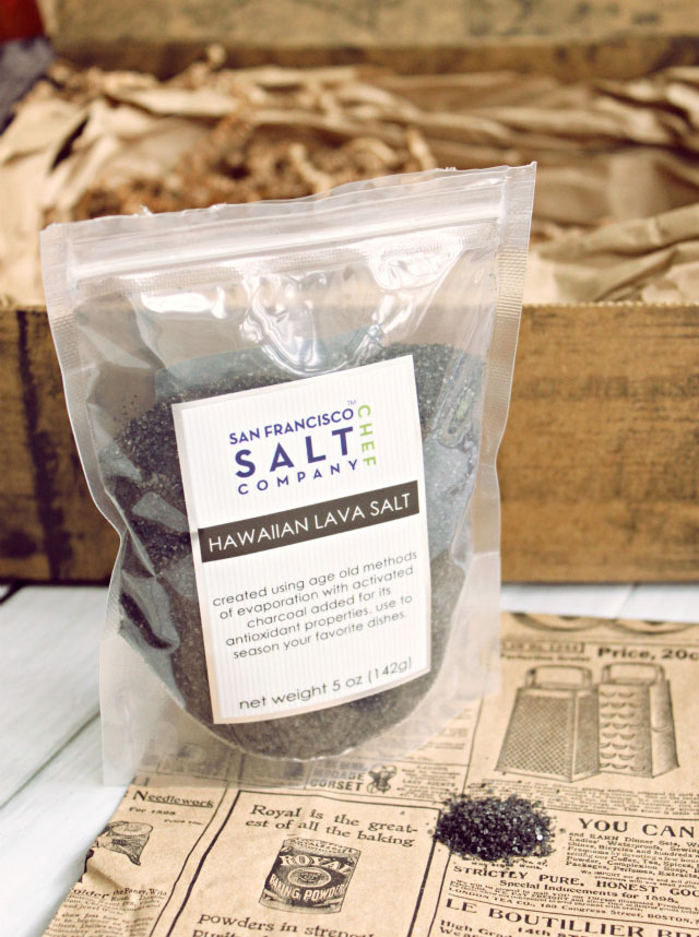 Taste Trunk May 2015 Unboxing & Review: Do you consider yourself a foodie? Check out Taste Trunk, a subscription service that will delight your inner culinary epicurean. >>  http://bit.ly/1HuWXCG | via @glamorable