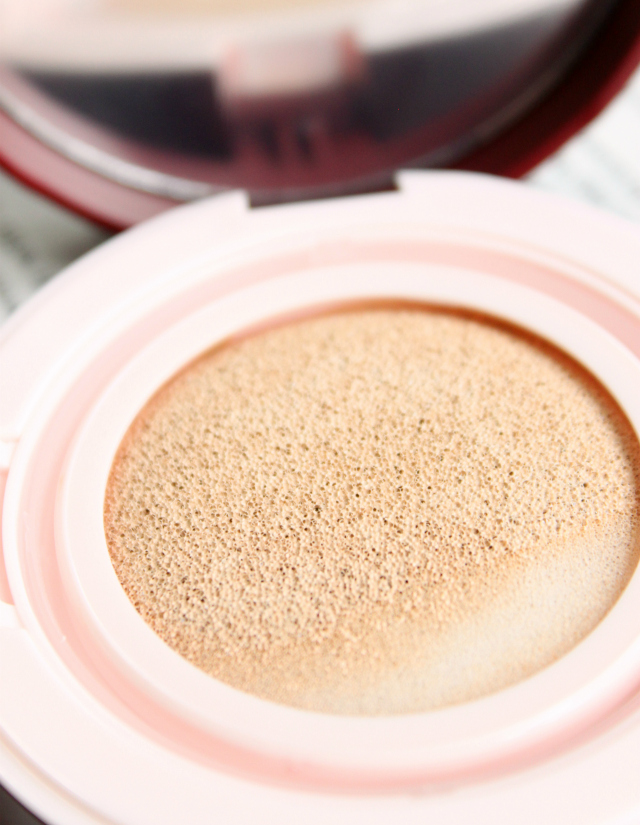 Introducing A. True, a Korean beauty brand that makes skin care with premium black tea from France. On the blog: swatches and review of Real Black Tea True Active CC Cushion SPF 50+/PA+++ in Light Beige and Darjeeling Black Tea First Anti-Wrinkle Essence >> http://bit.ly/1LkNuUZ || via @glamorable