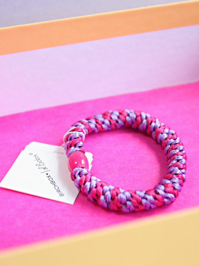 Check out L. Erickson Elastic Band and other makeup and skin care beauty products that came in my June 2015 Birchbox! Read full review on the blog here >> http://bit.ly/1FV24vv | via @glamorable