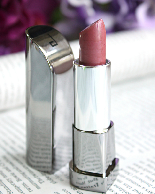 Here's what came in my May Glossybox: Doucce Mineral Matt Lipstick, Sebastian Professional Stylbrid 9, Glamglow Powermud Dualcleanse Treatment, Teez Trend Cosmetics Head Over Heels Nail Lacquer Base Coat, Clearista Retexturizing Gel >> http://bit.ly/1GhHc3Y | via @glamorable