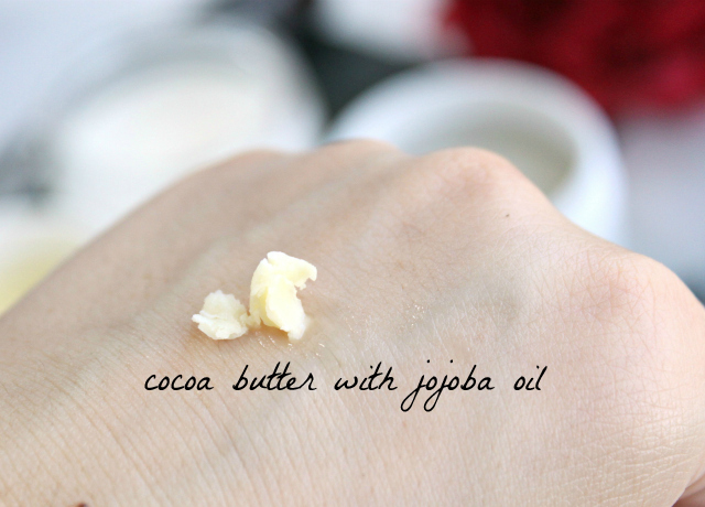 Beauty trend: one-ingredient skincare. In an attempt to eliminate harmful chemicals from their routine, many fashionistas and IT girls now opt in for simple organic solutions. Find out which natural beauty products are the best for your skin and hair in my latest blog post >> http://bit.ly/1SXVWL8 | via @glamorable