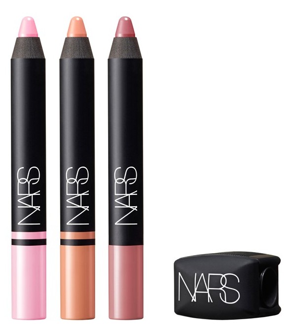 Cool Things to Grab During Nordstrom Anniversary Sale >> https://glamorable.com | via @glamorable