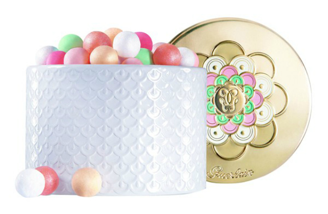 Cool Things to Grab During Nordstrom Anniversary Sale >> https://glamorable.com | via @glamorable