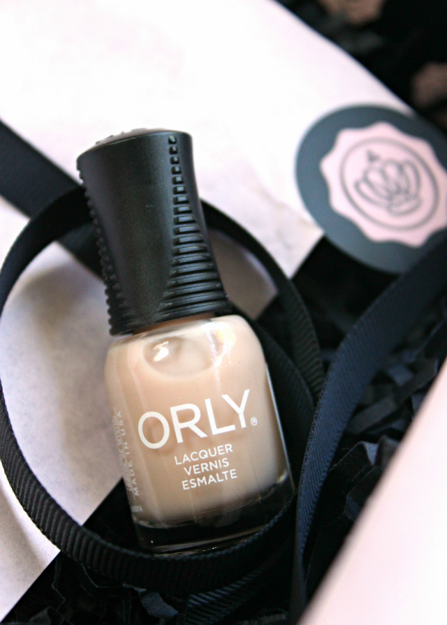 Glossybox June 2015 Review & Unboxing >> https://glamorable.com | via @glamorable