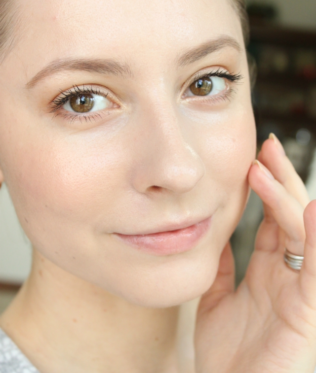 Interested in Korean skin care? Check out this review of Kicho Phyto Natural Total Essence & Moisture Cream, that each contain over 44 botanical extracts and oils!! >>  https://glamorable.com | via @glamorable