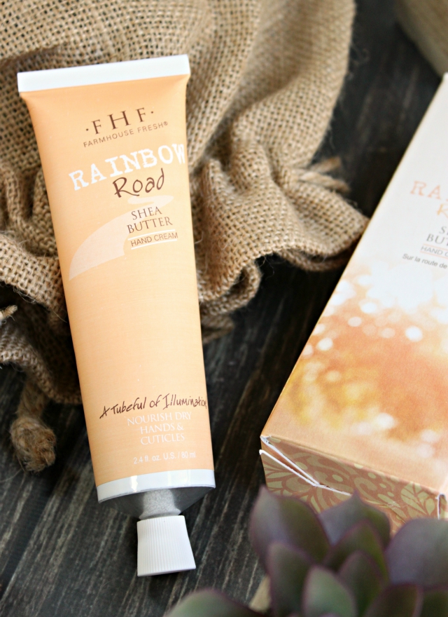 Check out FarmHouse Fresh body treats! With quirky scents like "Brandy Pear" and "Watermelon Vodkatini", these 97-100% natural products are a delight for the skin and for the senses. They make great gifts too! >> https://glamorable.com | via @glamorable