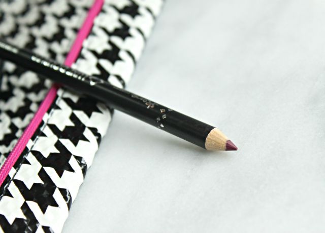 Ipsy August 2015 Glam Bag Unboxing & Review. Read more >> glamorable.com | via @glamorable