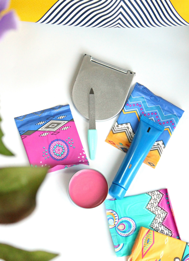 Find out why I love Kotex Curves® Liners and grab a free sample to try! #BringComfyBack