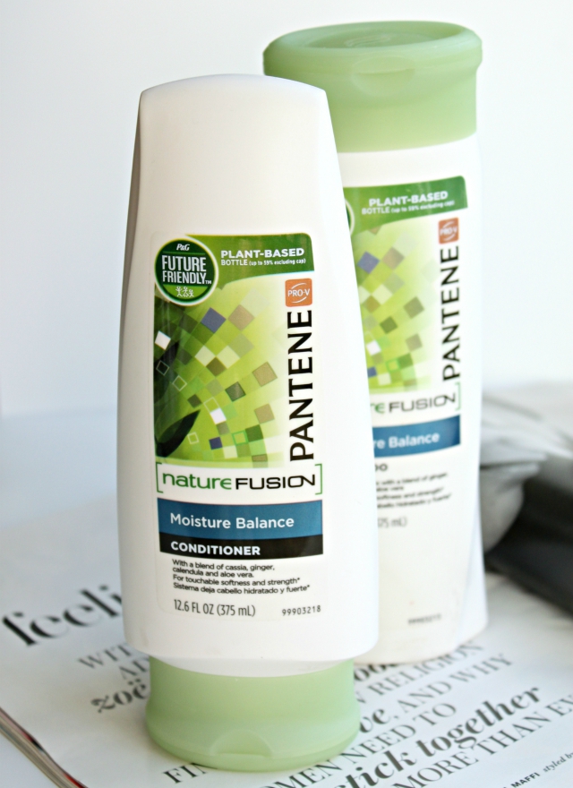 Drugstore favorites: Find out what made me switch to Pantene Nature Fusion Moisture Balance shampoo & conditioner! #PanteneProtect #WantThatHair #ad Read more at: https://glamorable.com | via @glamorable