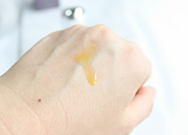 If you have a combination-dry skin type, you need to check out my NUDE Skincare Progenius Omega Treatment Rescue Oil review. Your skin might love it! Read more: glamorable.com | via @glamorable