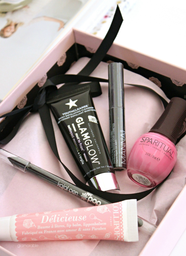 Glossybox August 2015 Unboxing & Review. Read more >> glamorable.com | via @glamorable