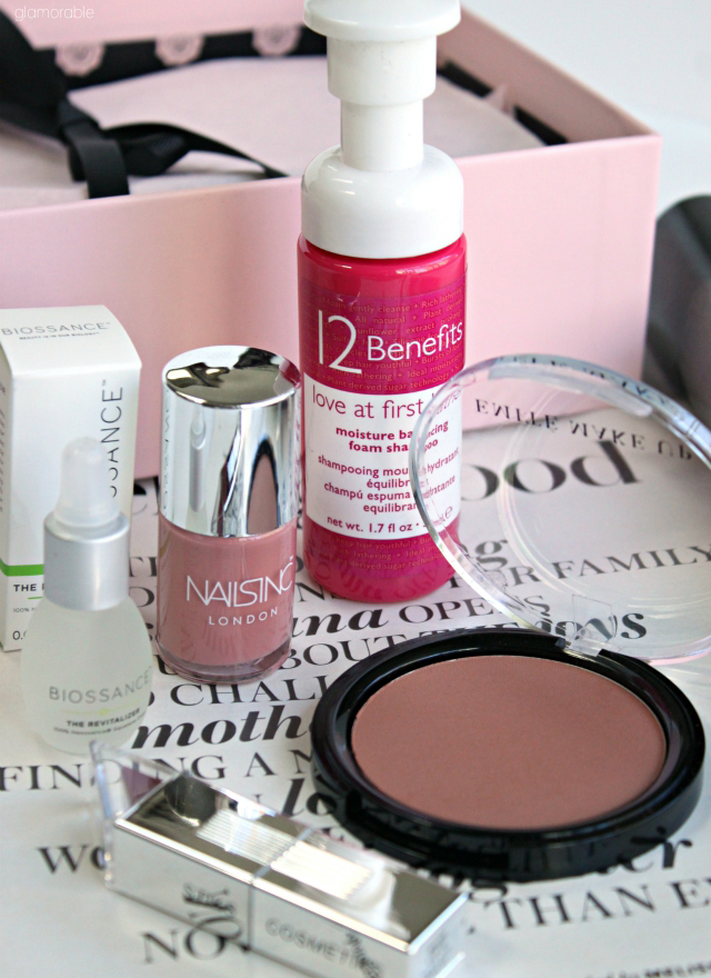 Glossybox September 2015 Review. Click through for more pictures! >> www.glamorable.com | via @glamorable