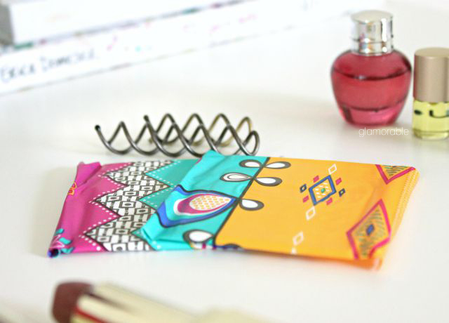 Check out my list of essentials for long car drives, that will help you emerge from the car comfy and refreshed. Read more: glamorable.com | via @glamorable #BringComfyBack #sp