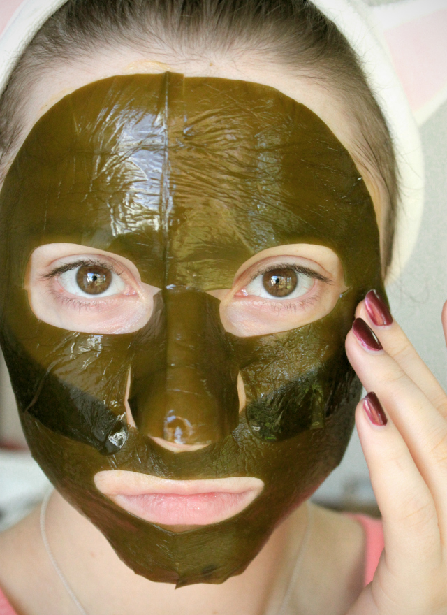 Discover the most unusual Korean masks available at Glow Recipe: Lindsay Modeling Rubber Mask, Whamisa Organic Hydrogel Sheet Mask, Cel-Derma Cosmetics 3-Step Sheet Mask, and Whamisa Organic Sea Kelp Sheet Mask. Read more at >> www.glamorable.com | via @glamorable