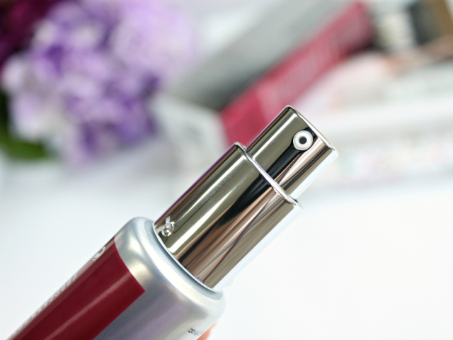 StriVectin Advanced Retinol Pore Refiner Review. Read more at >> www.glamorable.com | via @glamorable