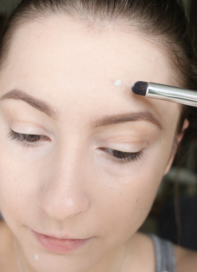 Concealer wardrobing is one of the hottest beauty trends, loved by Hollywood celebrities, fashionistas, and runway models. Click through to find out what it is and how to do it right! Read more at >> www.glamorable.com | via @glamorable #UltaTrendAlert #StyleHunters4Ulta @UltaBeauty