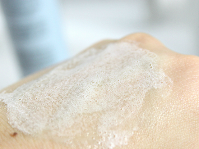 Exuviance Bionic Oxygen Facial Review. Read more at >> www.glamorable.com | via @glamorable