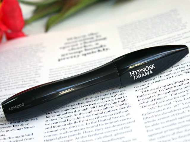 Bright eye makeup look, review, and swatches of all 16 Lancome Drama Liqui-Pencils. Read more at >> www.glamorable.com | via @glamorable