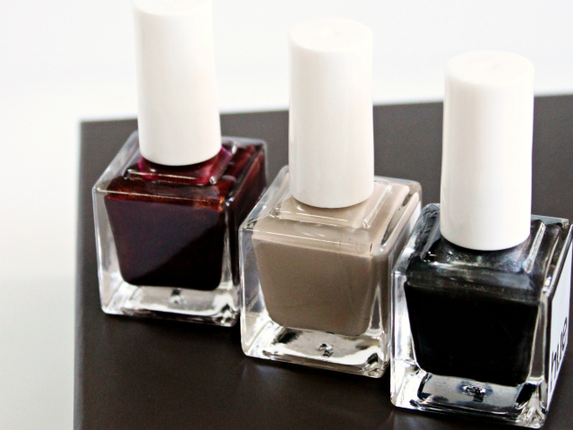 SquareHue October 2015 Review & Swatches. Read more at >> www.glamorable.com | via @glamorable