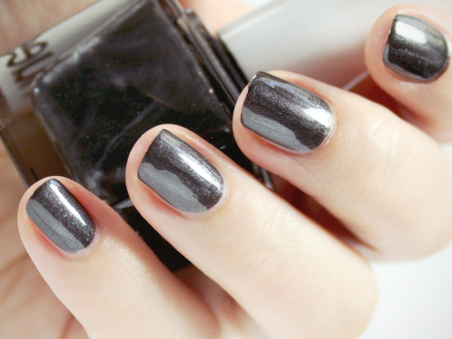 SquareHue October 2015 Review & Swatches. Read more at >> www.glamorable.com | via @glamorable