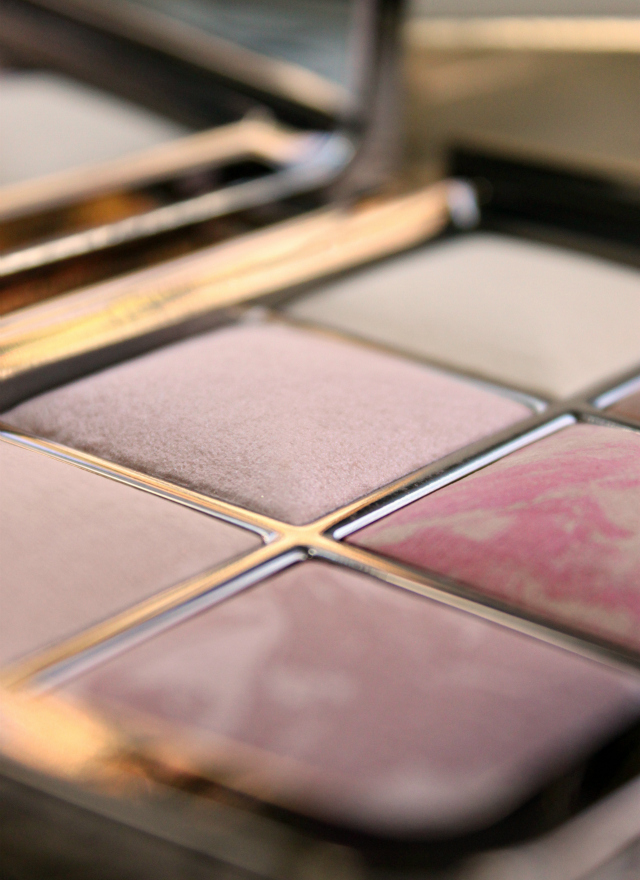 Hourglass Ambient Lighting Edit Palette Value. Read more at >> www.glamorable.com | via @glamorable