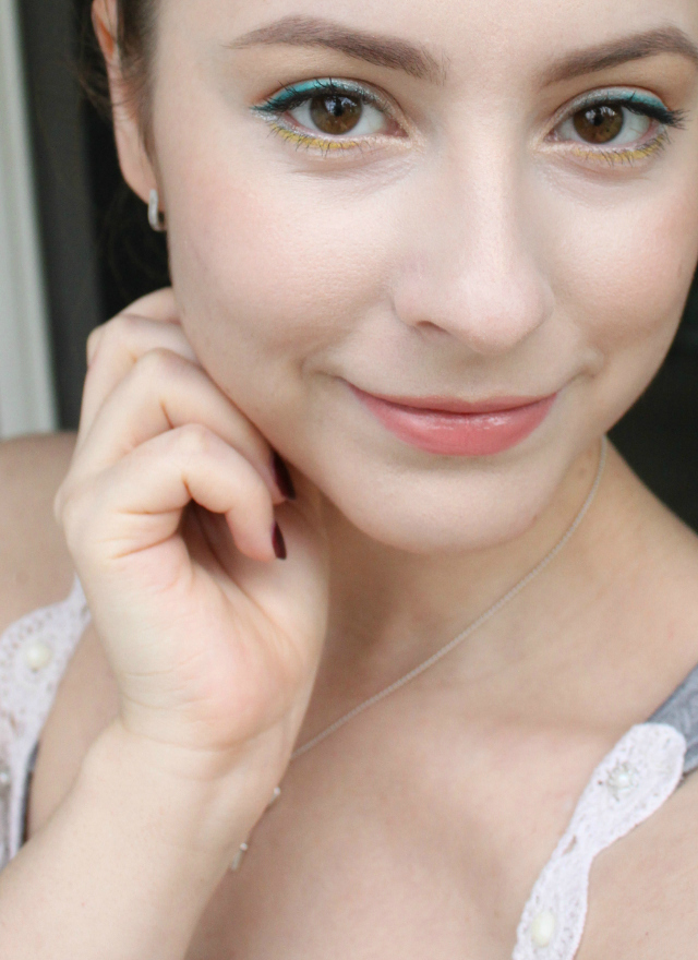 Hourglass Arch Brow Sculpting Pencil Review & Swatches. Read more at >> www.glamorable.com | via @glamorable