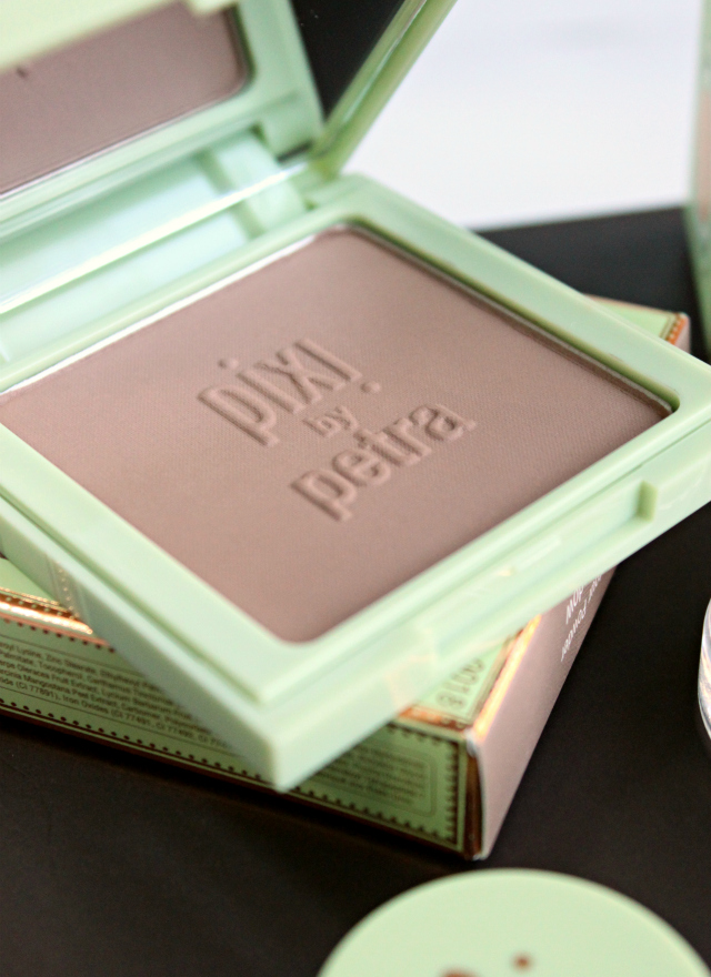 Contouring for fair skin with PIXI Concealing Concentrate, Correcting Concentrate, and Natural Contour Powder. Read more at >> www.glamorable.com | via @glamorable