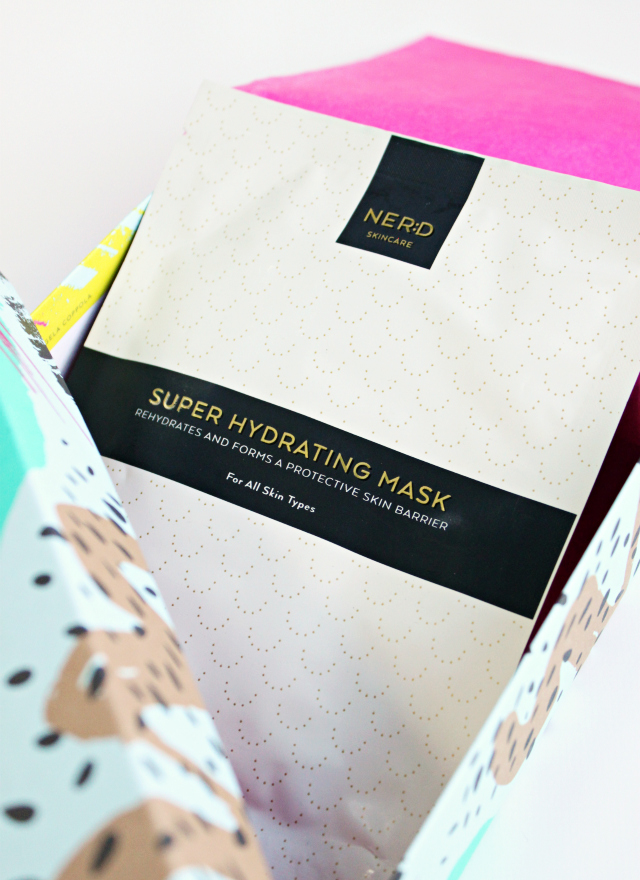 Birchbox September 2015 review. Read more at >> www.glamorable.com | via @glamorable