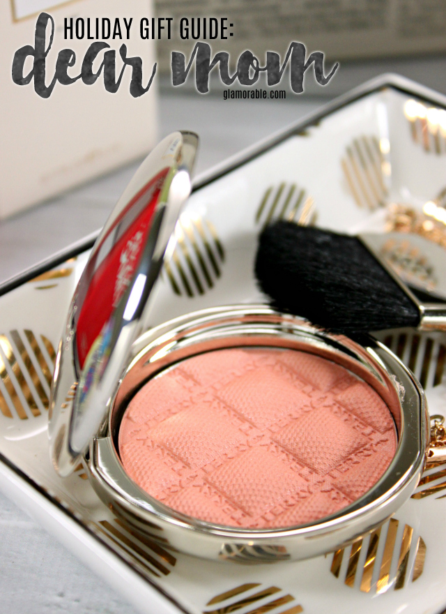 Discount Gift Shopping for the Holidays at FragranceNet.com for everyone on your list. || Save on over 17,000 beauty products every day! Read more at >> www.glamorable.com | via @glamorable