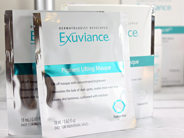 Exuviance Pigment Lifting Masque Review || How to treat sun spots, post-acne marks, and age spots. Fragrance-free sheet mask from Exuviance. Read more at >> www.glamorable.com | via @glamorable Exuviance Pigment Lifting Masque Review || How to treat sun spots, post-acne marks, and age spots. Fragrance-free sheet mask from Exuviance. Read more at >> www.glamorable.com | via @glamorable