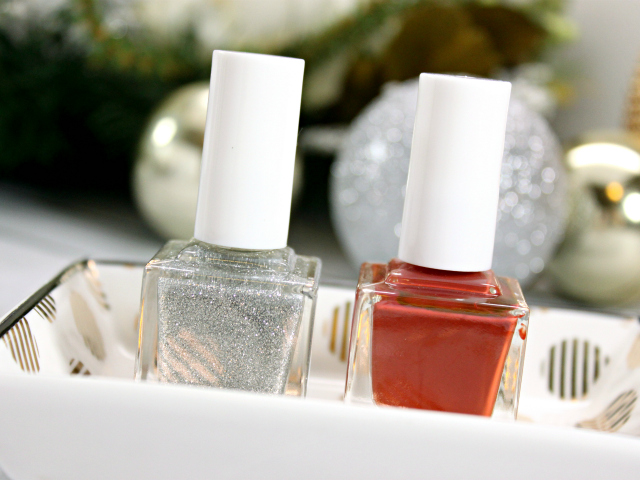 Holiday Gift Guide: Personal Favorites - SquareHue Nail Polish Mambo 1948 & Idol 2002. Read more at >> www.glamorable.com | via @glamorable