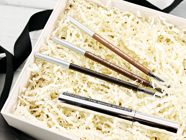 How to achieve eyebrows on fleek with Mirabella The Brow Pencil and The Brow Shaper. Read more at >> www.glamorable.com | via @glamorable