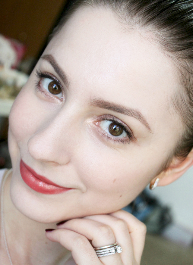 How to achieve eyebrows on fleek with Mirabella The Brow Pencil and The Brow Shaper. Read more at >> www.glamorable.com | via @glamorable