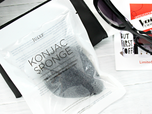 Limited Edition PEOPLE x The Voice Gift Box Review. Read more at >> www.glamorable.com | via @glamorable