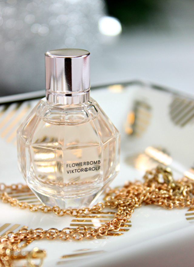 Viktor & Rolf Flowerbomb is celebrating their 10th Anniversary with an exclusive gift set. Check out what makes this fragrance so special! Read more at >> www.glamorable.com | via @glamorable