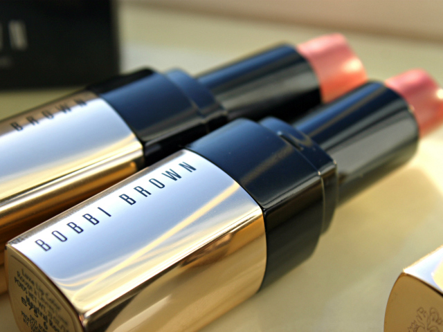 Bobbi Brown Luxe Lip Color Neutral Rose, Pink Nude Swatches, Review | via @glamorable
