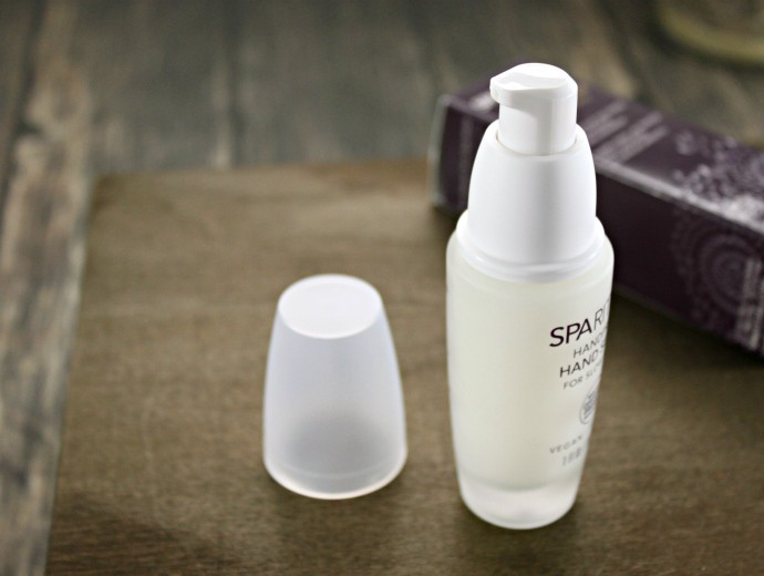Best Treatment for Dry Hands - SpaRitual Handprint Hand Serum
