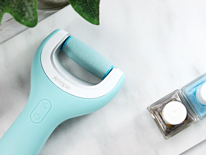 Amopé™ Pedi Perfect Wet & Dry Rechargeable Foot File