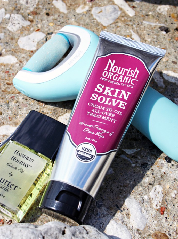 Getting The Confidence to Bare Your Feet This Spring is Easier Than You Think with Amopé™ Pedi Perfect Wet & Dry Rechargeable Foot File #AmopeCrowd #DoYouAmope #ad