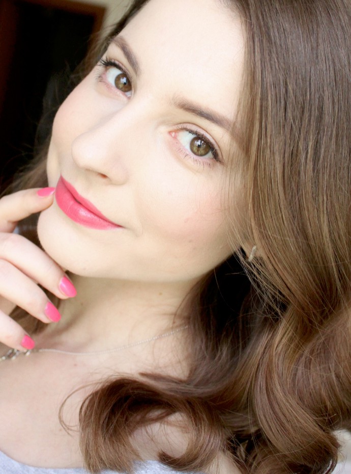 How to Refresh Your Makeup Look for Spring, Clarins Eye Quartet Mineral Palette #01 Pastels, Clarins Blush Prodige Illuminating Cheek Color #03 Miami Pink, Clarins Rouge Eclat Satin Finish Age Defying Lipstick #04 Tropical Pink Swatches