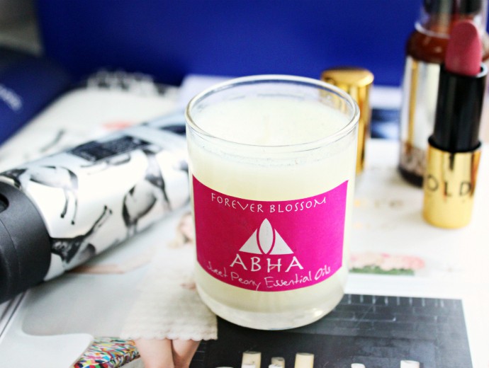 Indigo Beaux July 2016 | Included: It's Skin Formula 10 Serum Syn-Ake, Gold Label Lipstick in Private Jets, Beekman 1802 Hand Cream in Fresh Cream, ABHA Candle in Forever Blossom, Indigo Beaux Herbal Pillow Rose Lavender & Chamomile